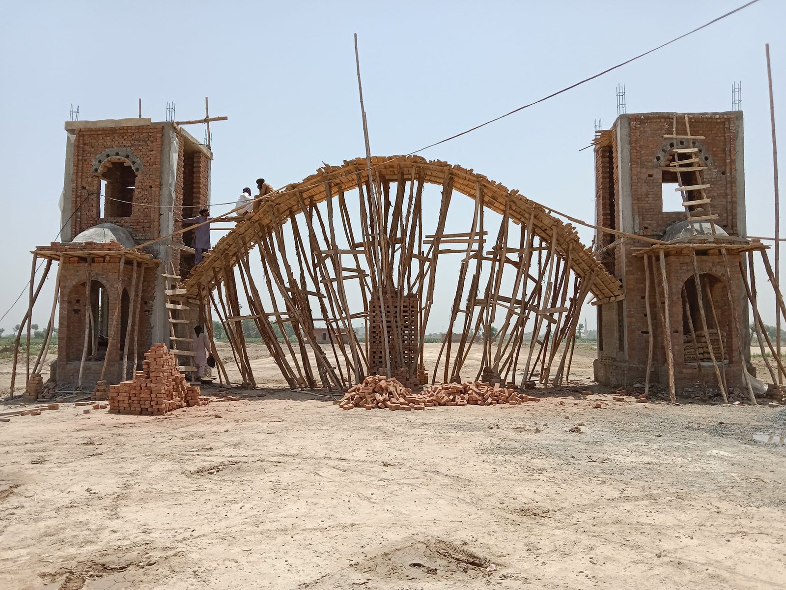 Diamond City Arifwala4